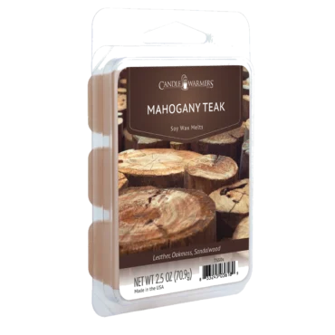 MAHOGANY TEAK FRAGRANCE: Rich tones of mahogany and teakwood softened with hints of lavender and rose. TOP NOTES: Aqueous, Marine, Lavender, Leather MID NOTES: Pine, Rose, Oakmoss BASE NOTES: Sandalwood, Jasmine, Tonka