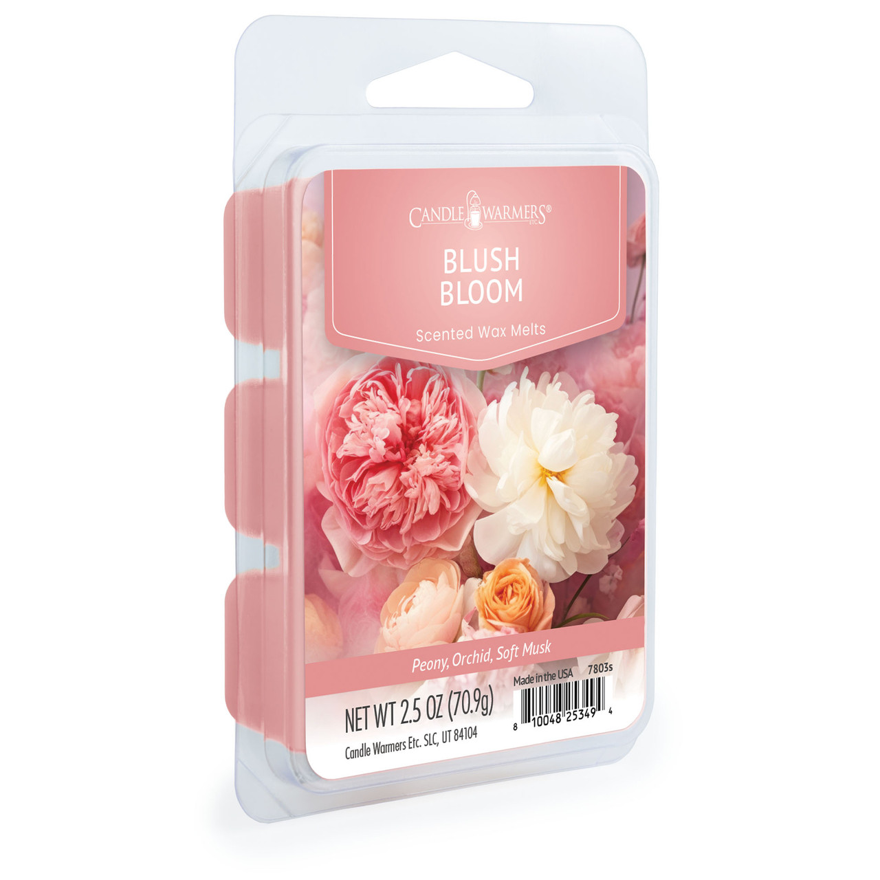 Immerse yourself in Blush Bloom 2.5oz Wax Melts, a vibrant and modern floral fusion. Delicate peony and graceful orchid are embraced by soft musk for romance and effortless elegance.
