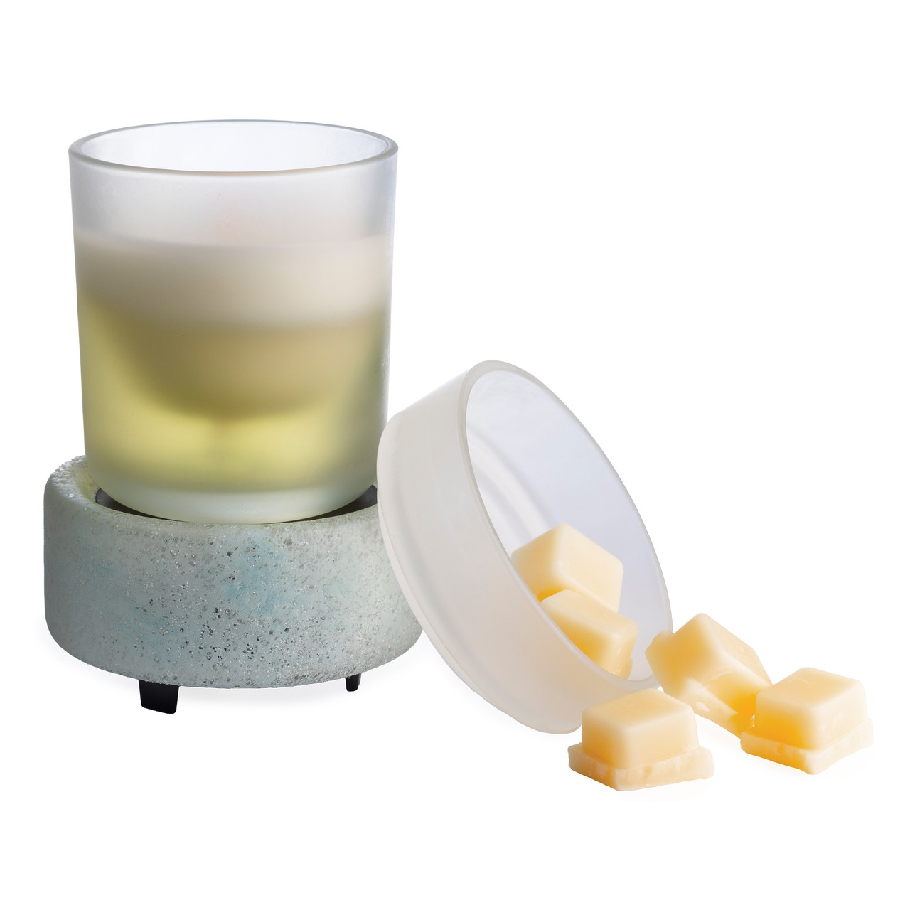 Bring coastal elegance to your space with the Beach Glass 2-in-1 Warmer, showcasing a flecked aqua sea glass base and a removable frosted dish for easy cleaning.